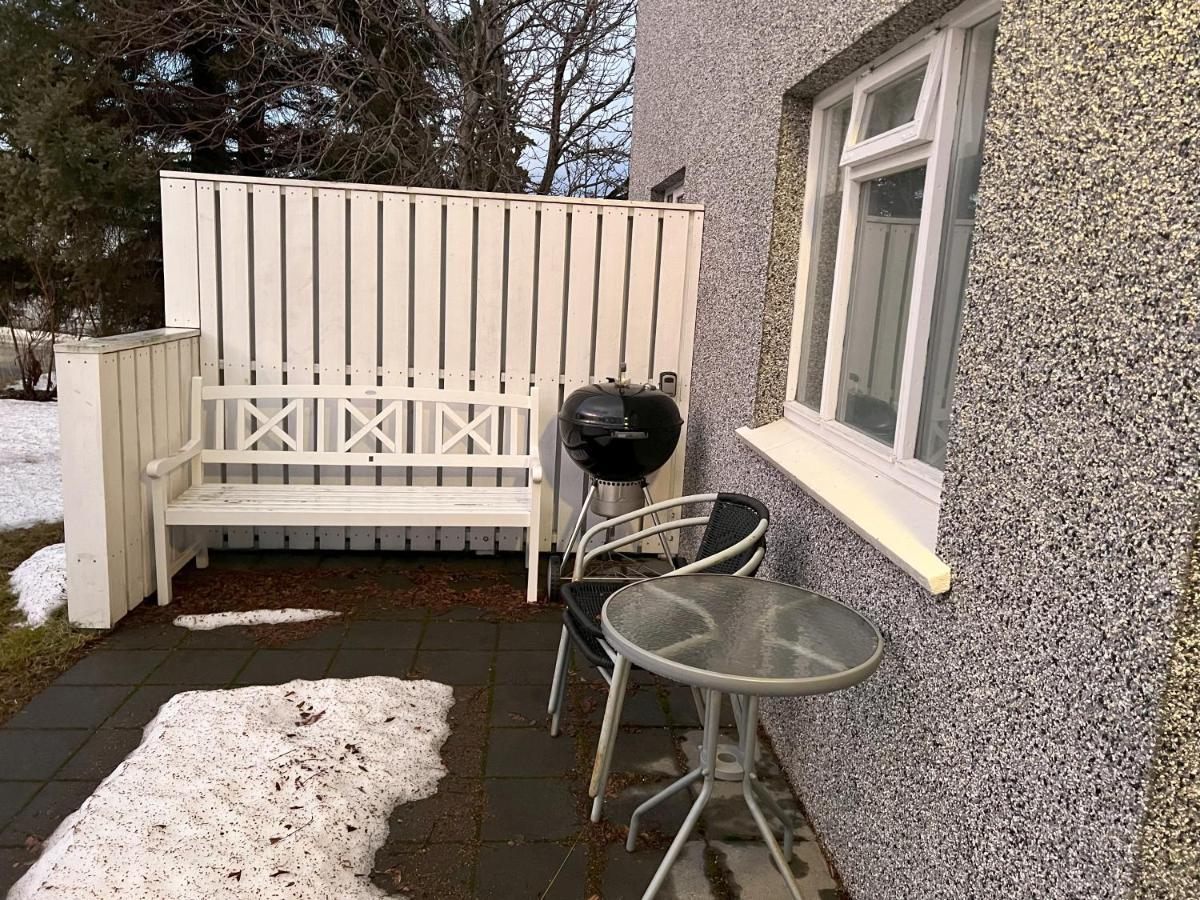 Guesthouse Akureyri - Apartments Near Down Town Εξωτερικό φωτογραφία