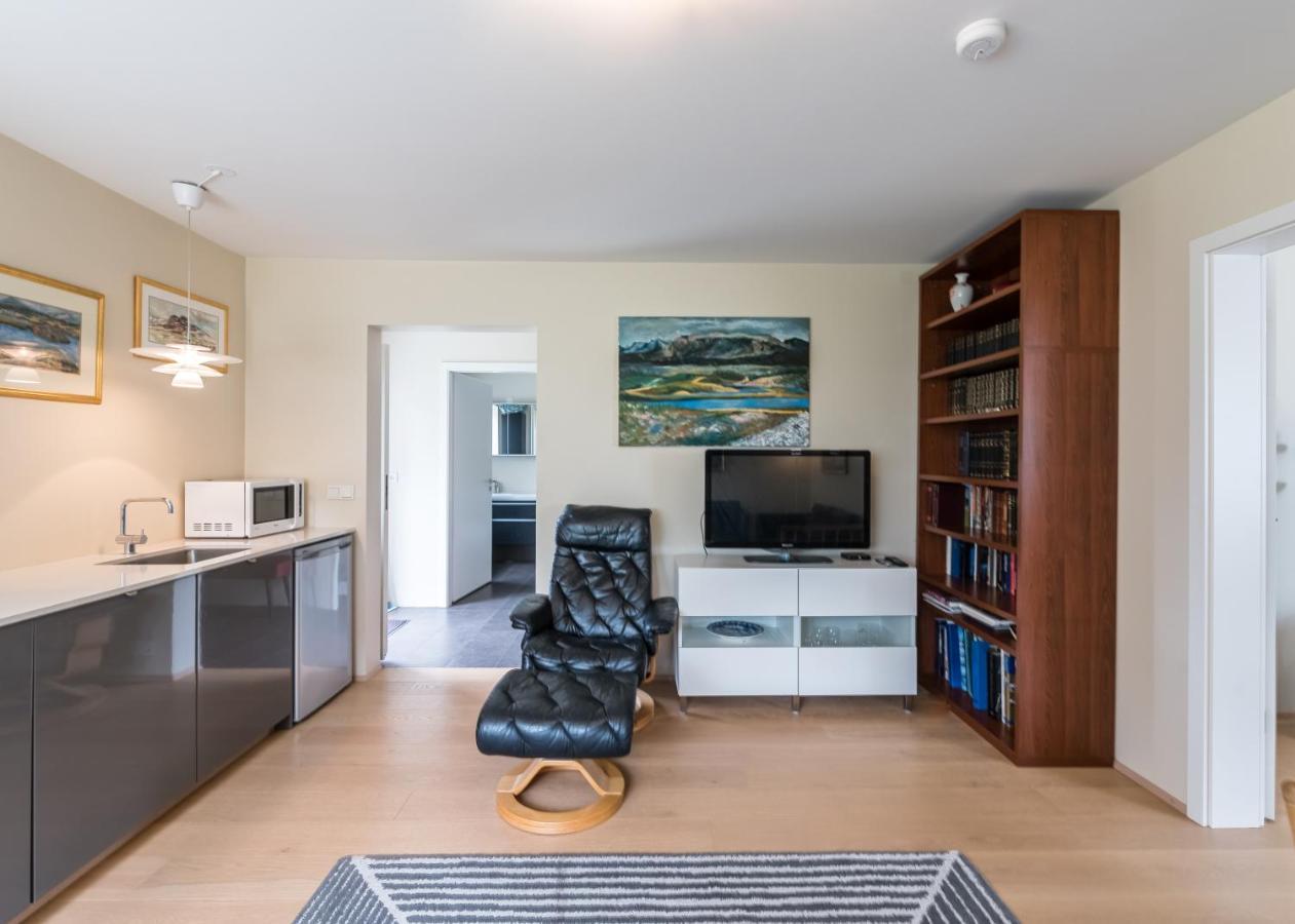 Guesthouse Akureyri - Apartments Near Down Town Εξωτερικό φωτογραφία